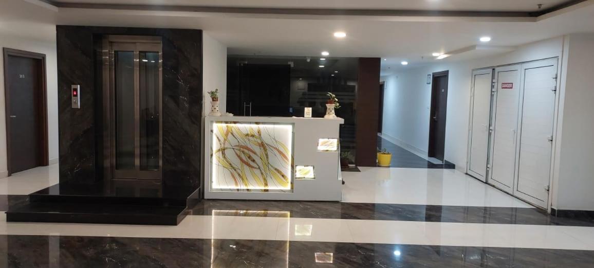 Hotel Ssr Grand Хидерабад Екстериор снимка