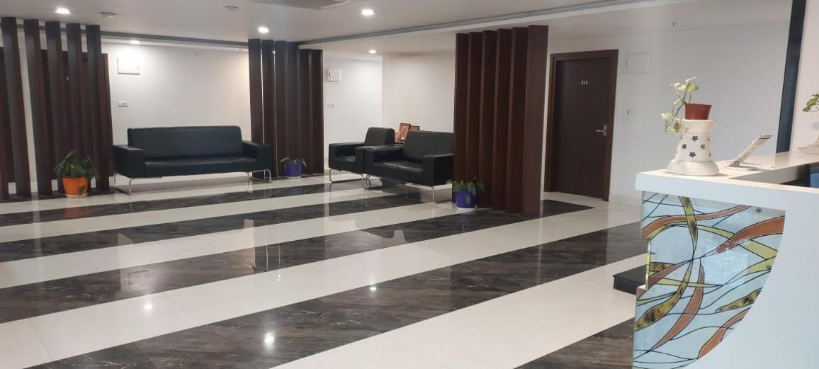 Hotel Ssr Grand Хидерабад Екстериор снимка