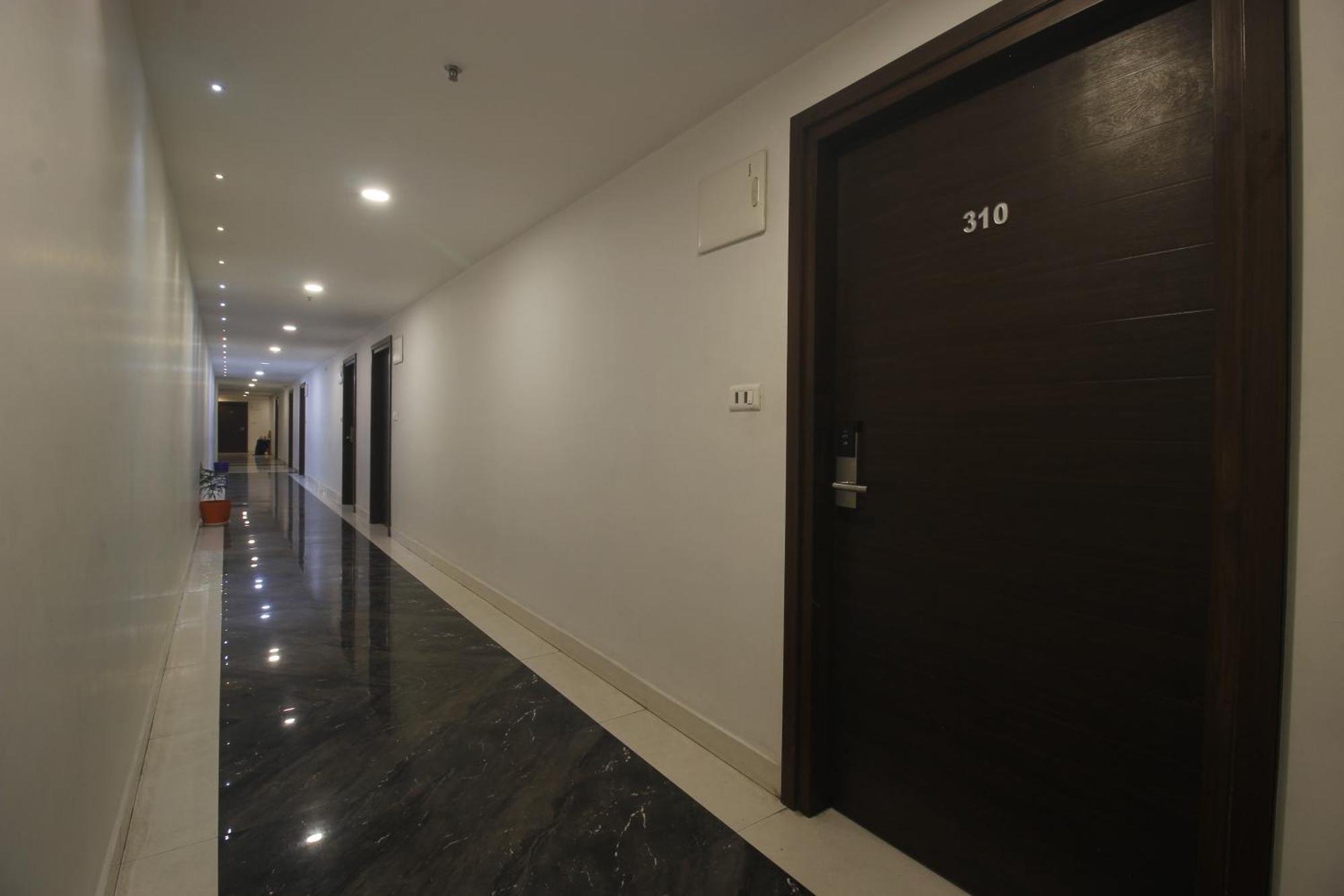 Hotel Ssr Grand Хидерабад Екстериор снимка